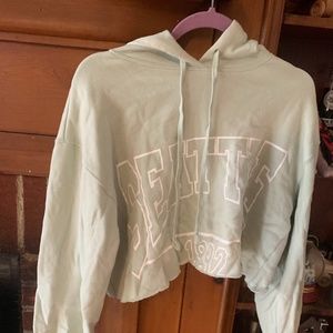 Cute Cropped Sweatshirt